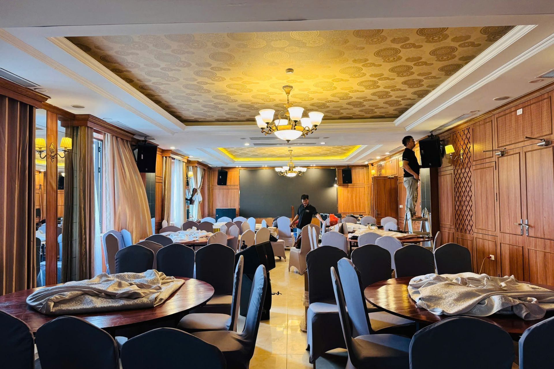 Tại sao Chọn Bảo Kim Audio cho Dự án Lắp đặt Karaoke Nhà hàng tại Bình Tân?